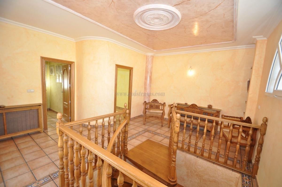 Venta de casas en Algueña