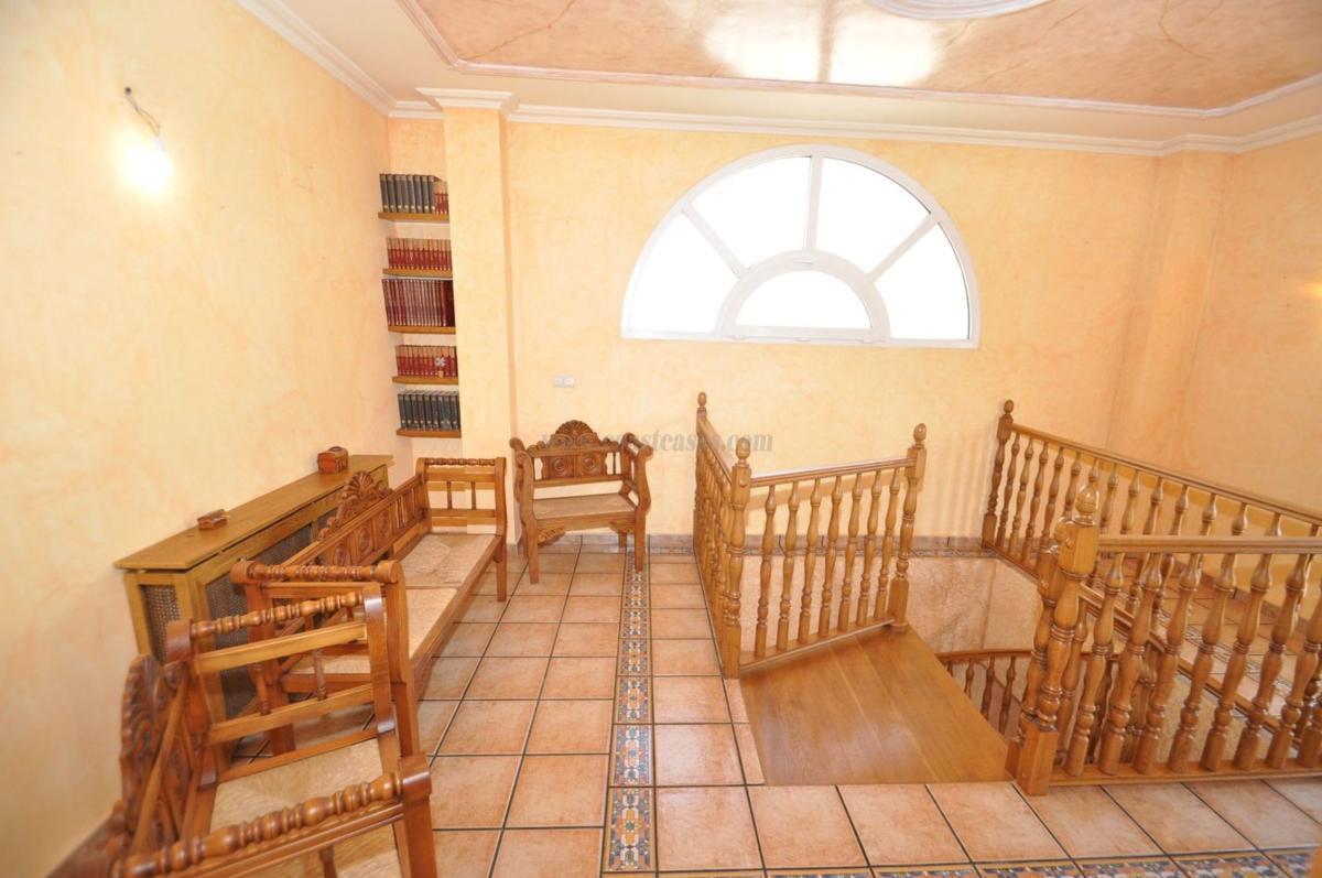 Venta de casas en Algueña