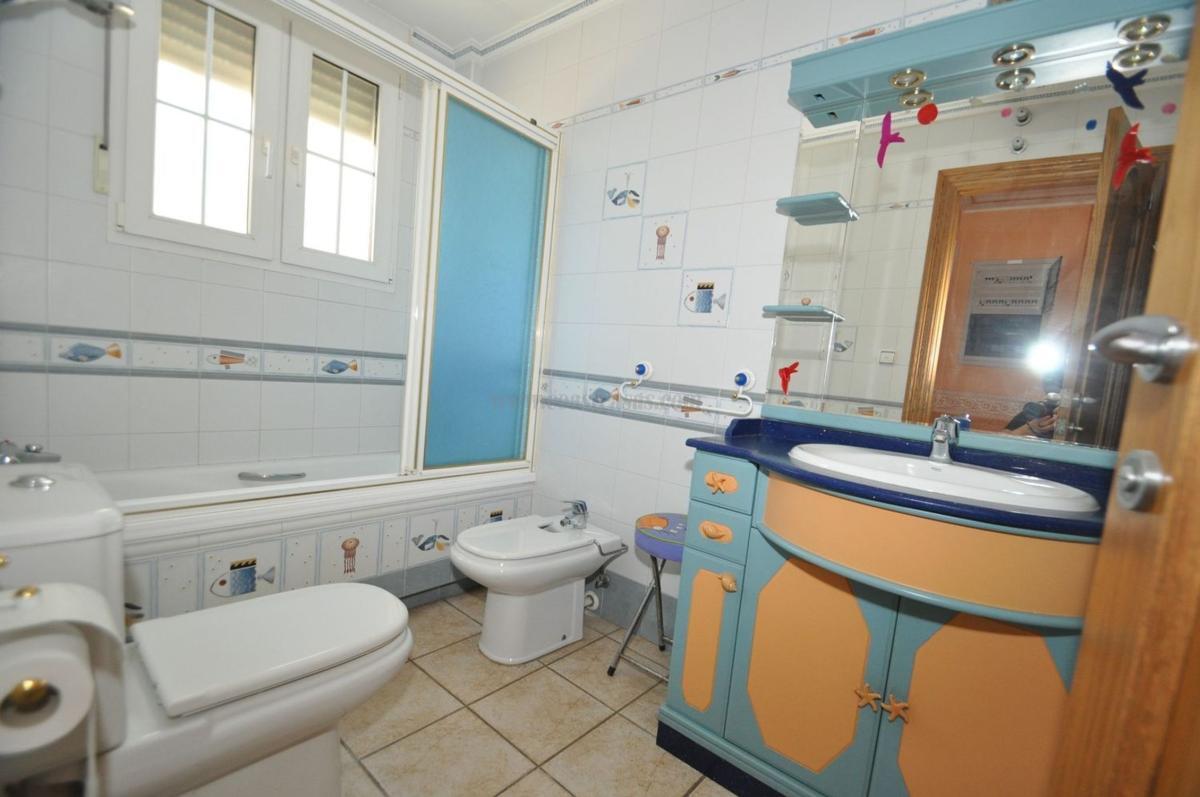 Venta de casas en Algueña