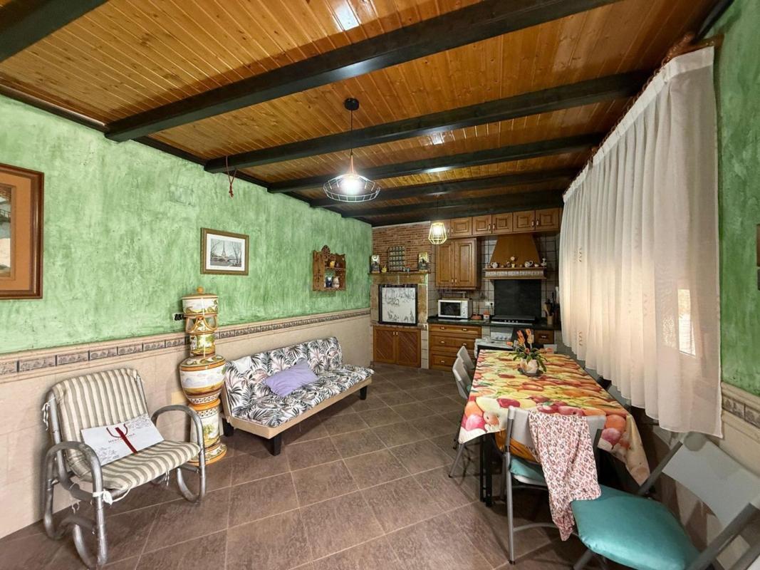 Venta de villa en Petrer