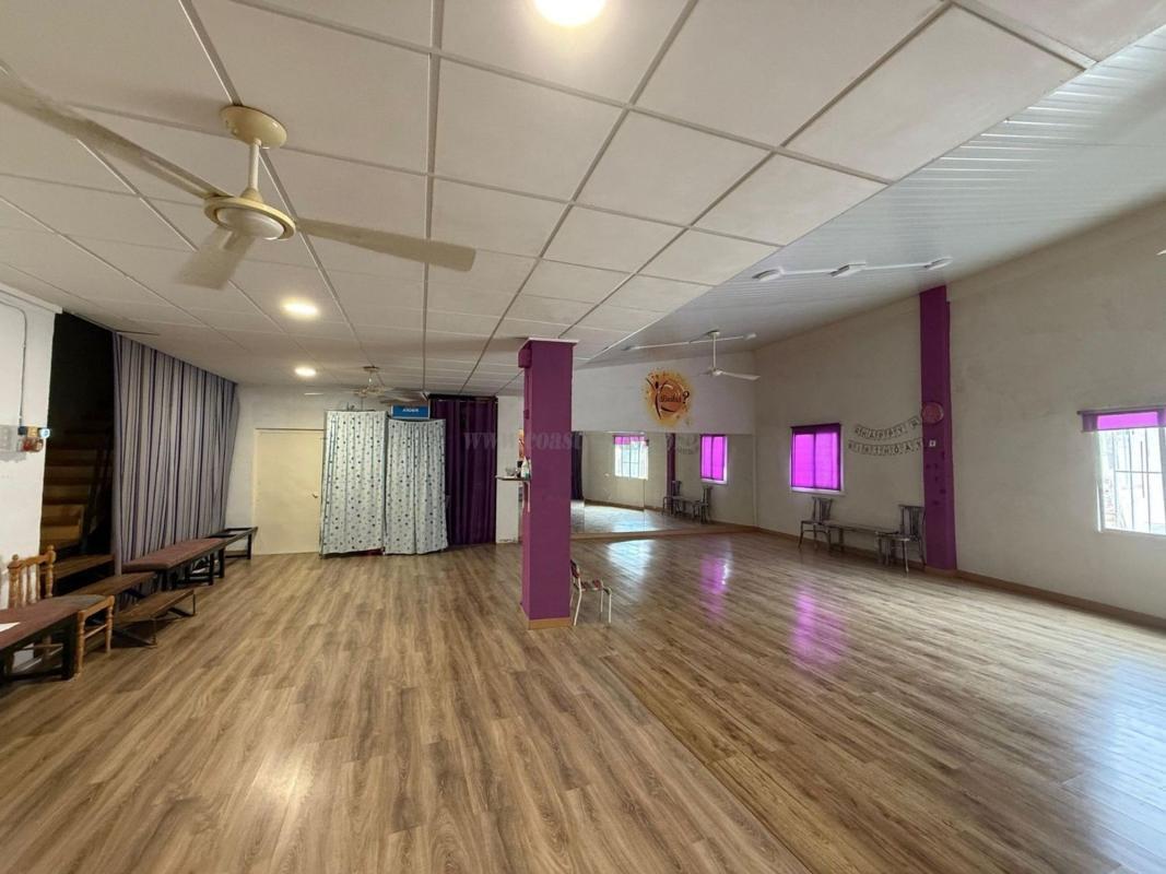 Venta de villa en Petrer