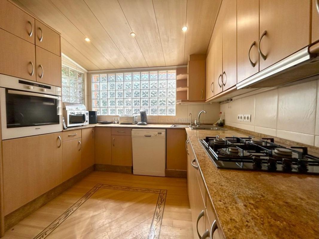 Venta de villa en Orihuela
