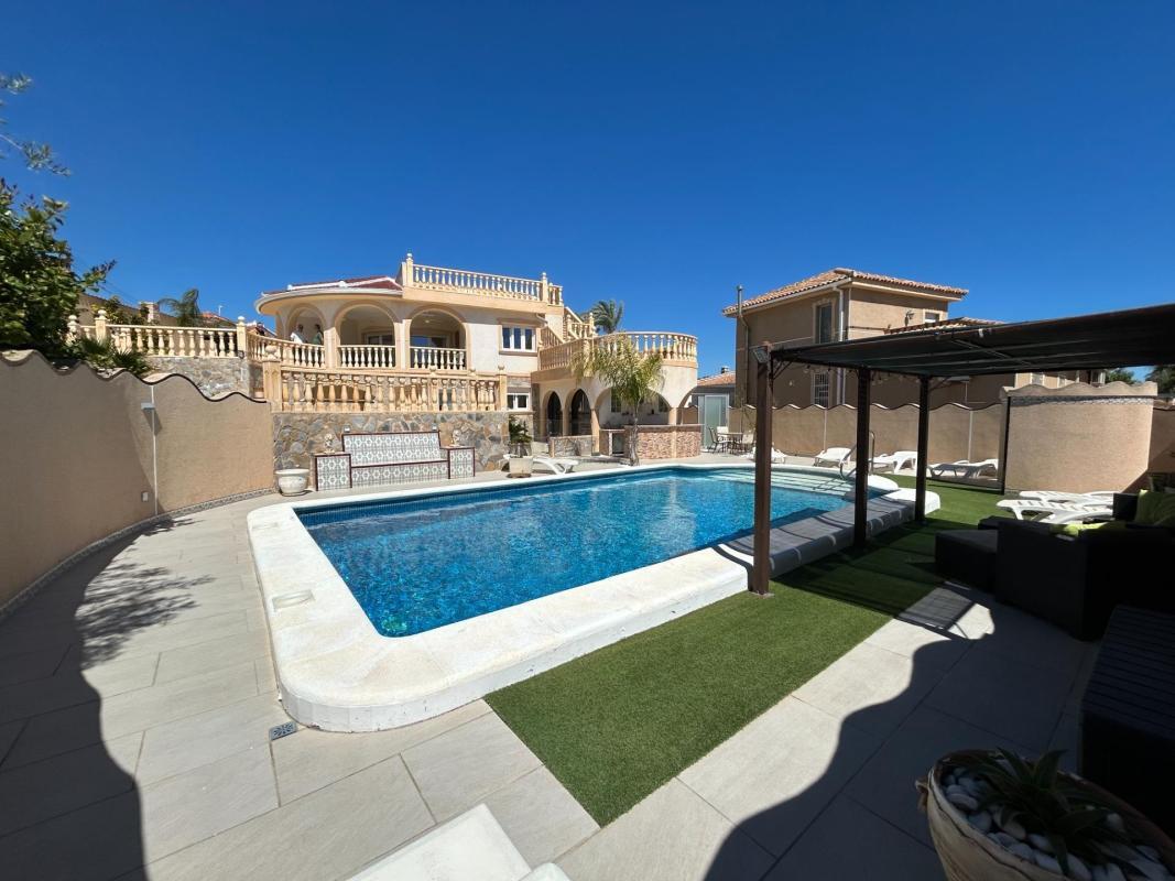 Venta de villa en Ciudad Quesada
