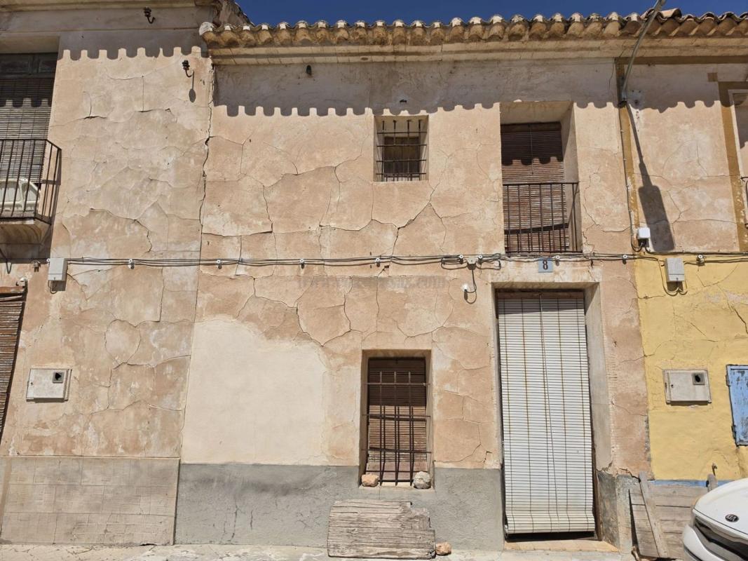 Venta de villa en Hondón de las Nieves