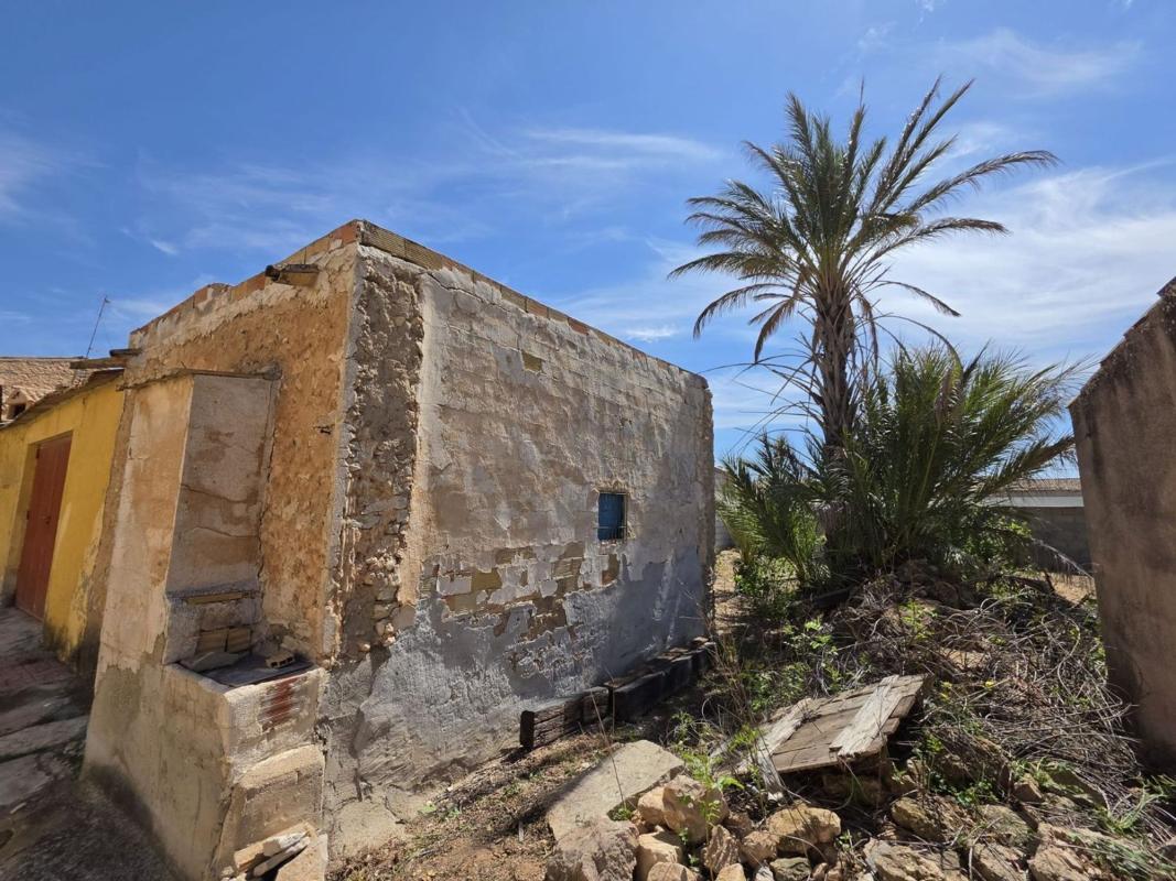 Venta de villa en Hondón de las Nieves