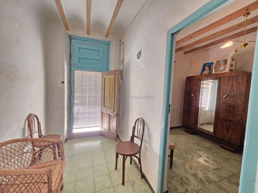 Venta de villa en Hondón de las Nieves