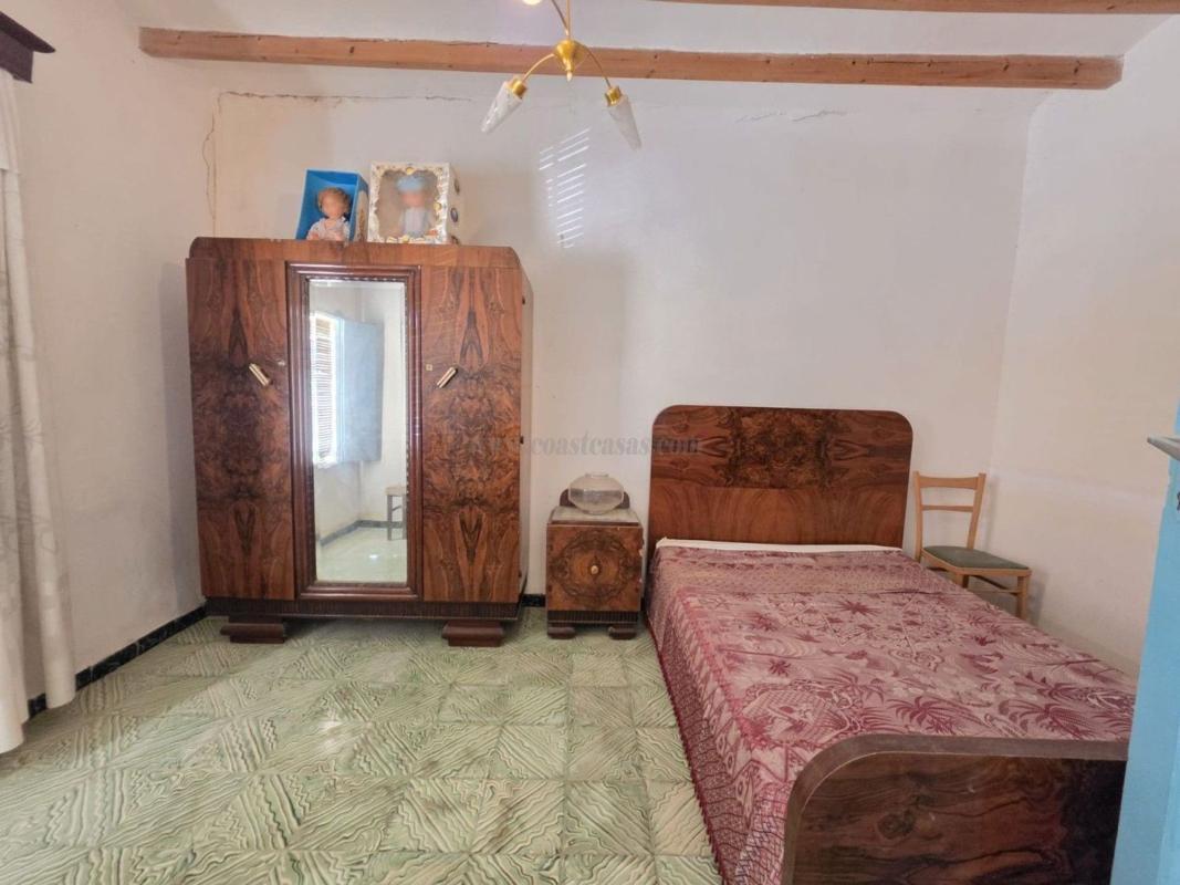 Venta de villa en Hondón de las Nieves