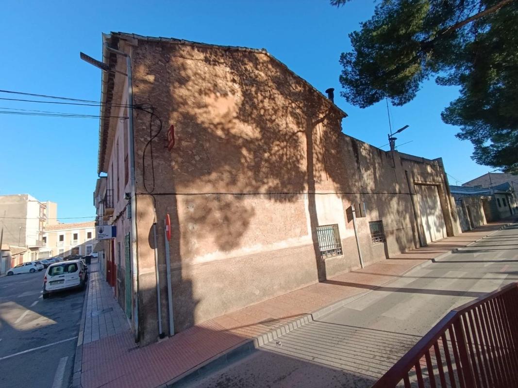Venta de villa en Pinoso