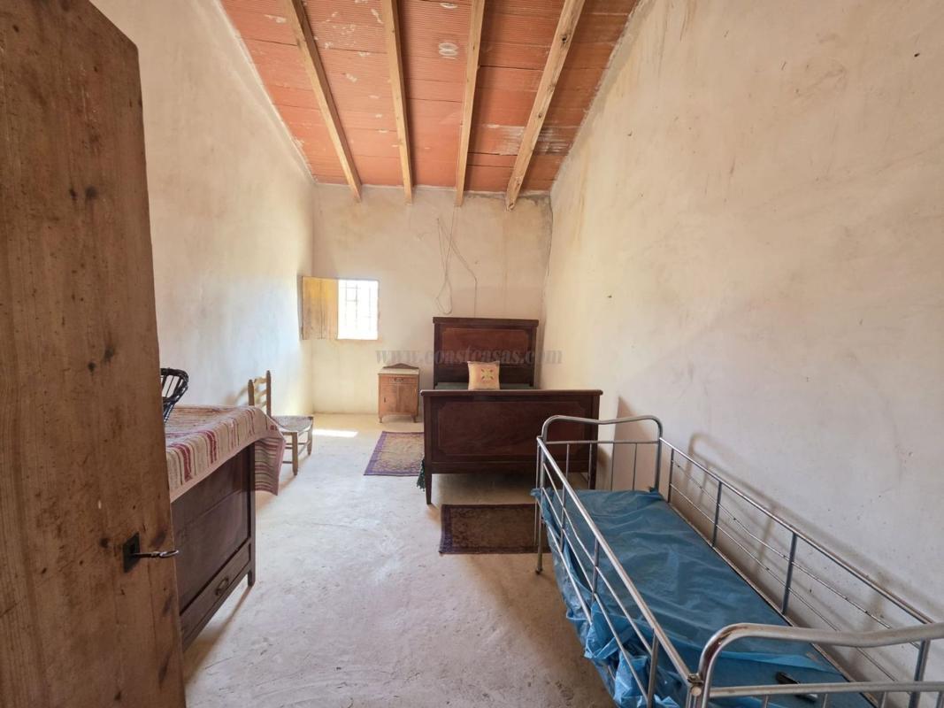 Venta de villa en Hondón de las Nieves