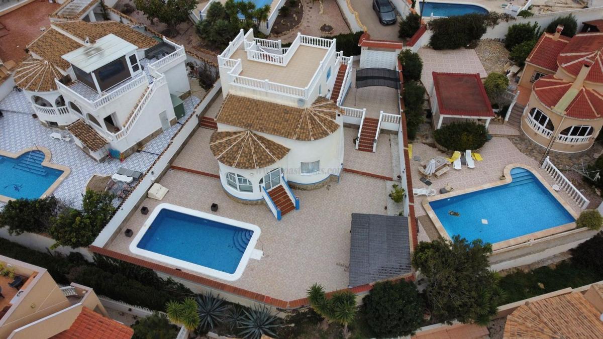 Venta de villa en Rojales