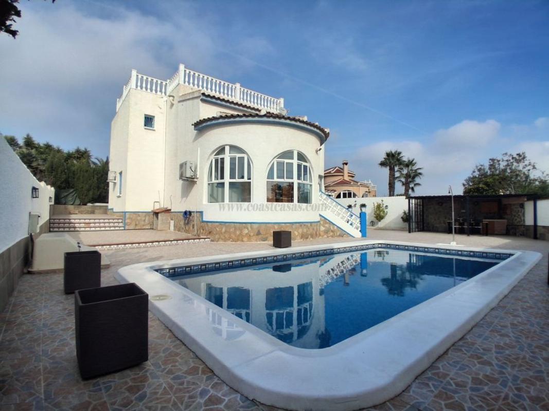 Venta de villa en Rojales