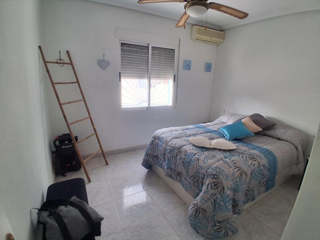 Venta de villa en Rojales