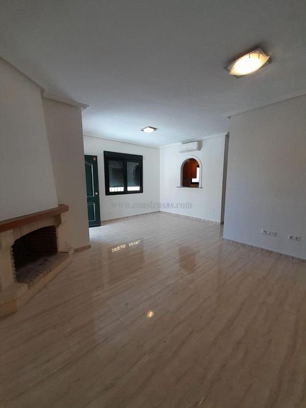 Venta de villa en Rojales