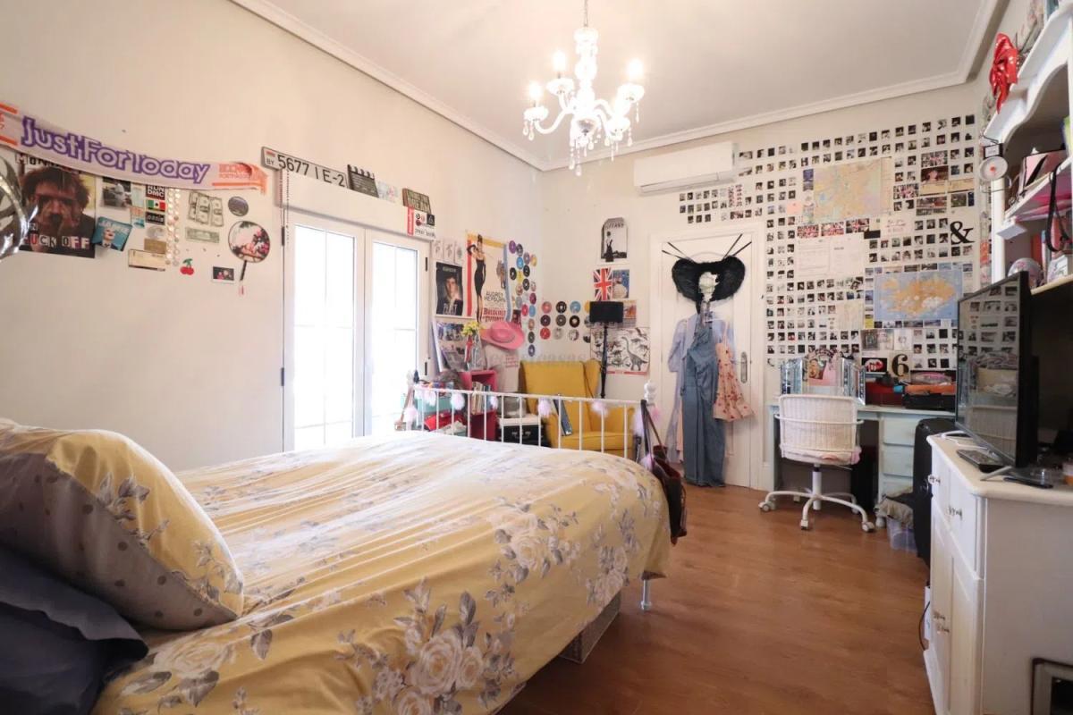 Venta de villa en Almoradí
