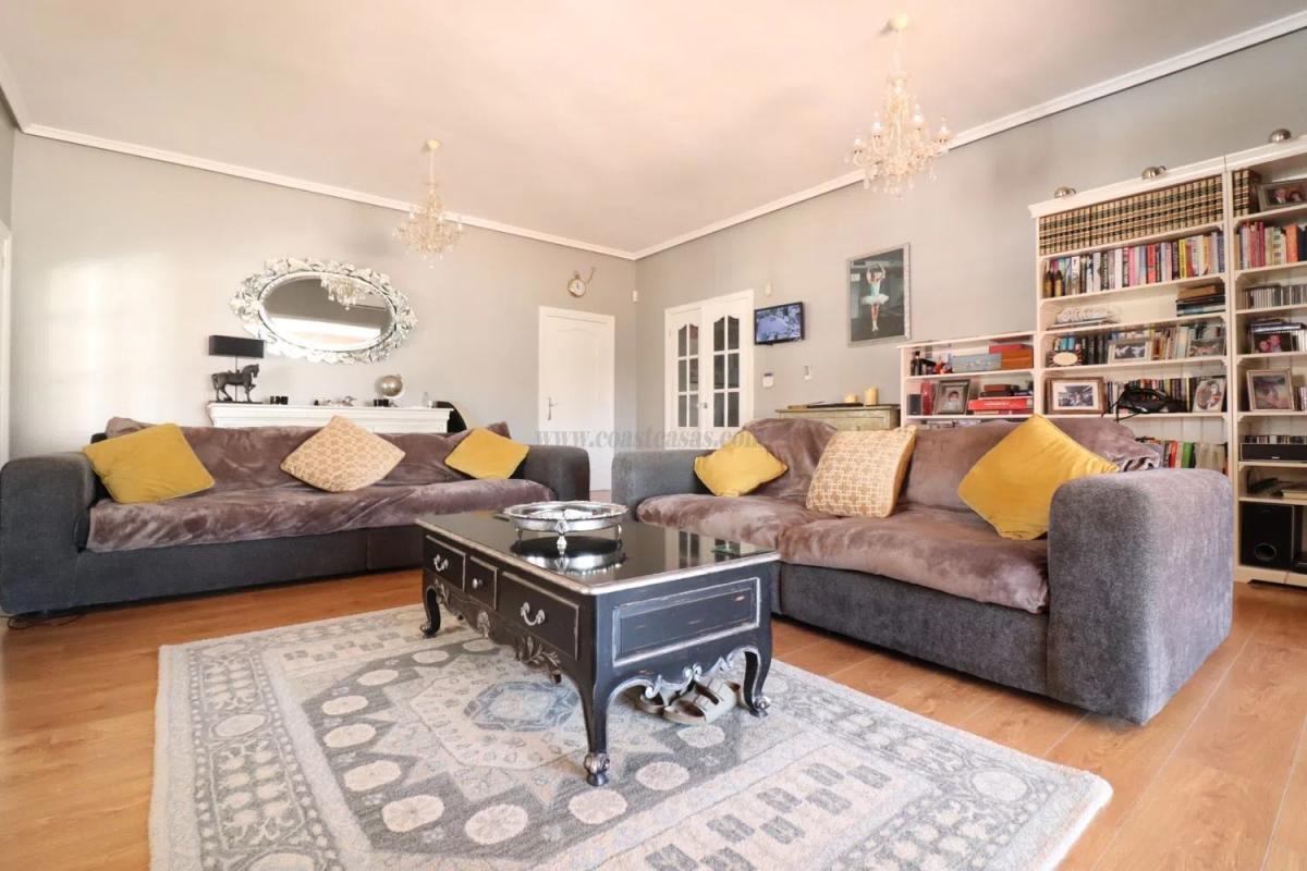 Venta de villa en Almoradí