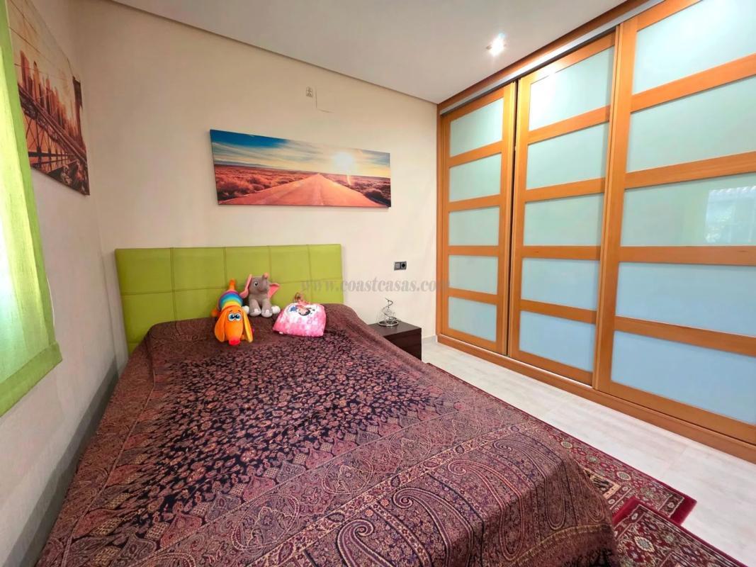 Venta de villa en Orihuela