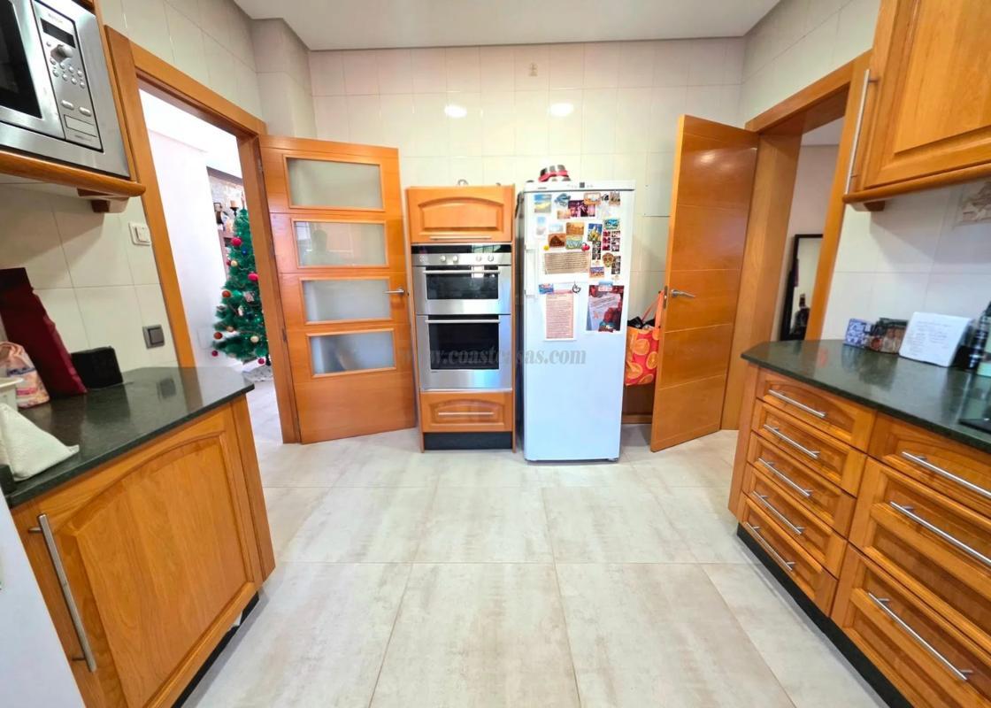 Venta de villa en Orihuela