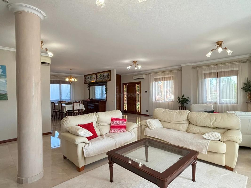 Venta de villa en Rojales