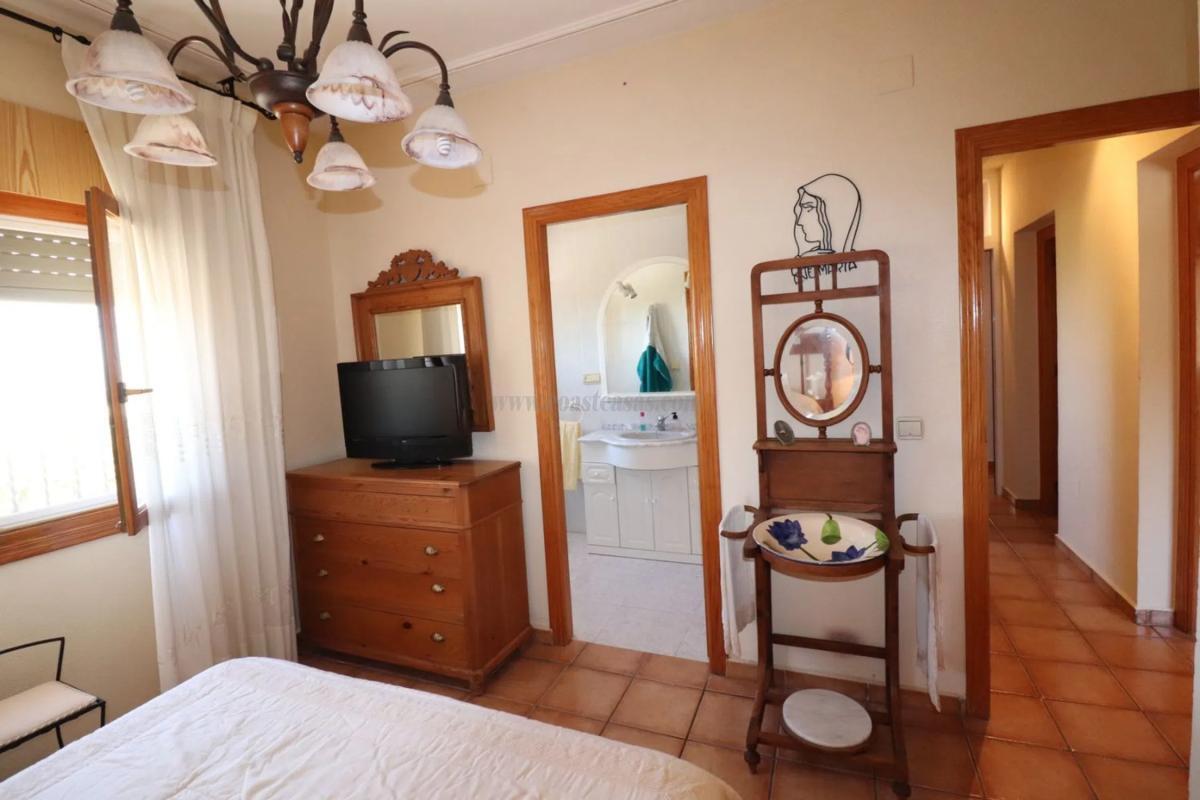 Venta de villa en Algorfa