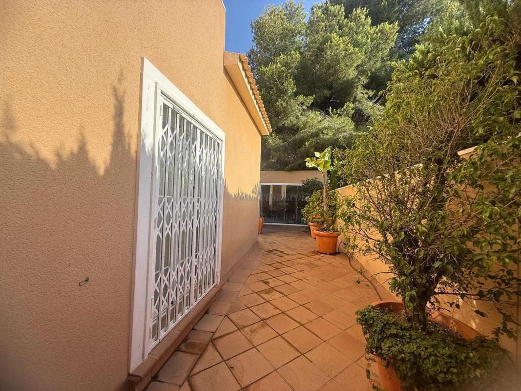 Venta de villa en Orihuela