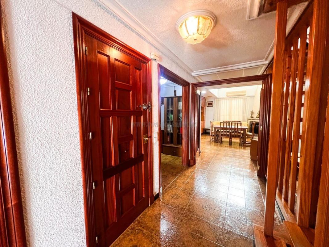 Venta de villa en Guardamar del Segura