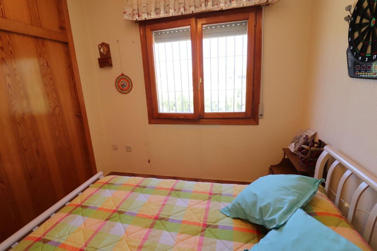Venta de villa en Algorfa