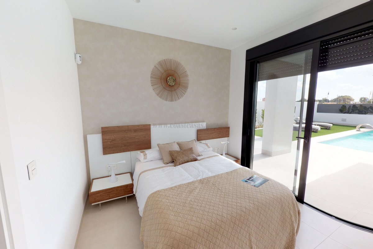 Venta de villa en San Pedro del Pinatar