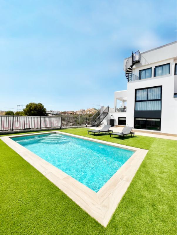 Venta de villa en Algorfa