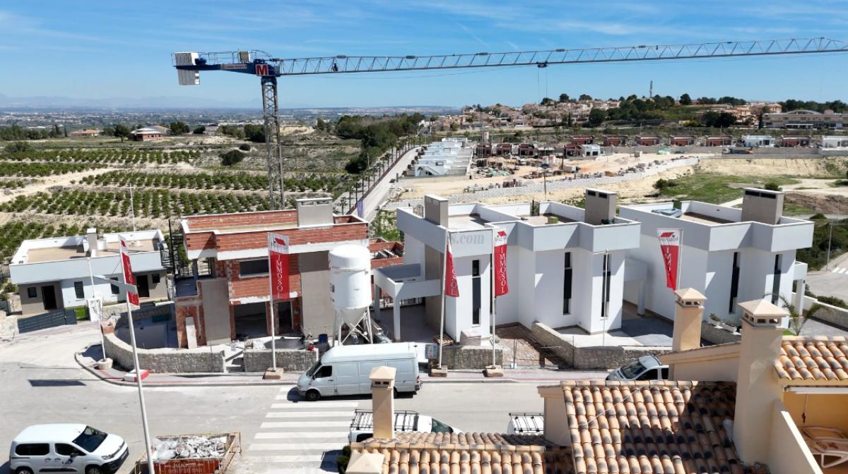 Venta de villa en Algorfa