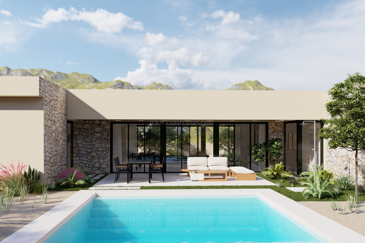 Venta de villa en Yecla