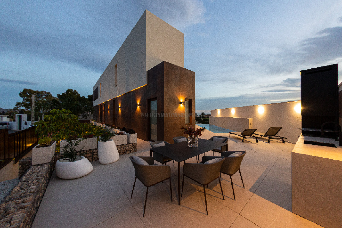 Venta de villa en Benidorm