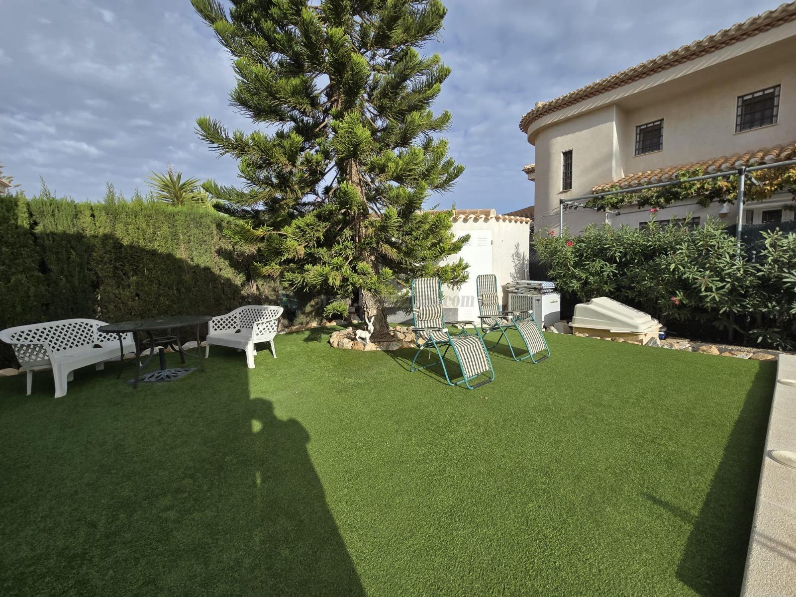 Venta de chalet en Orihuela Costa