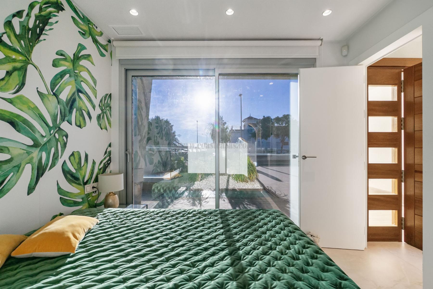 Venta de chalet en Orihuela Costa