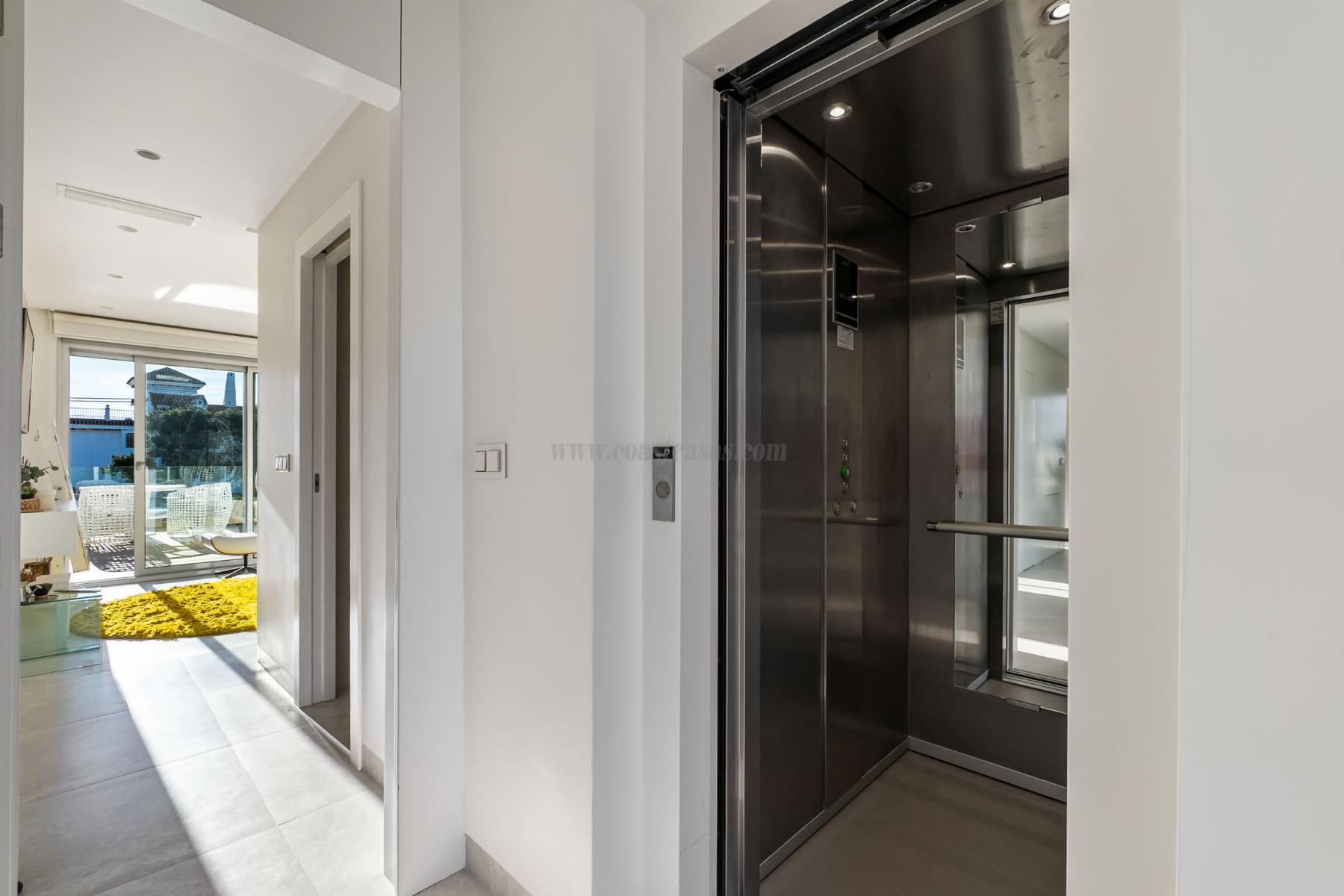Venta de chalet en Orihuela Costa