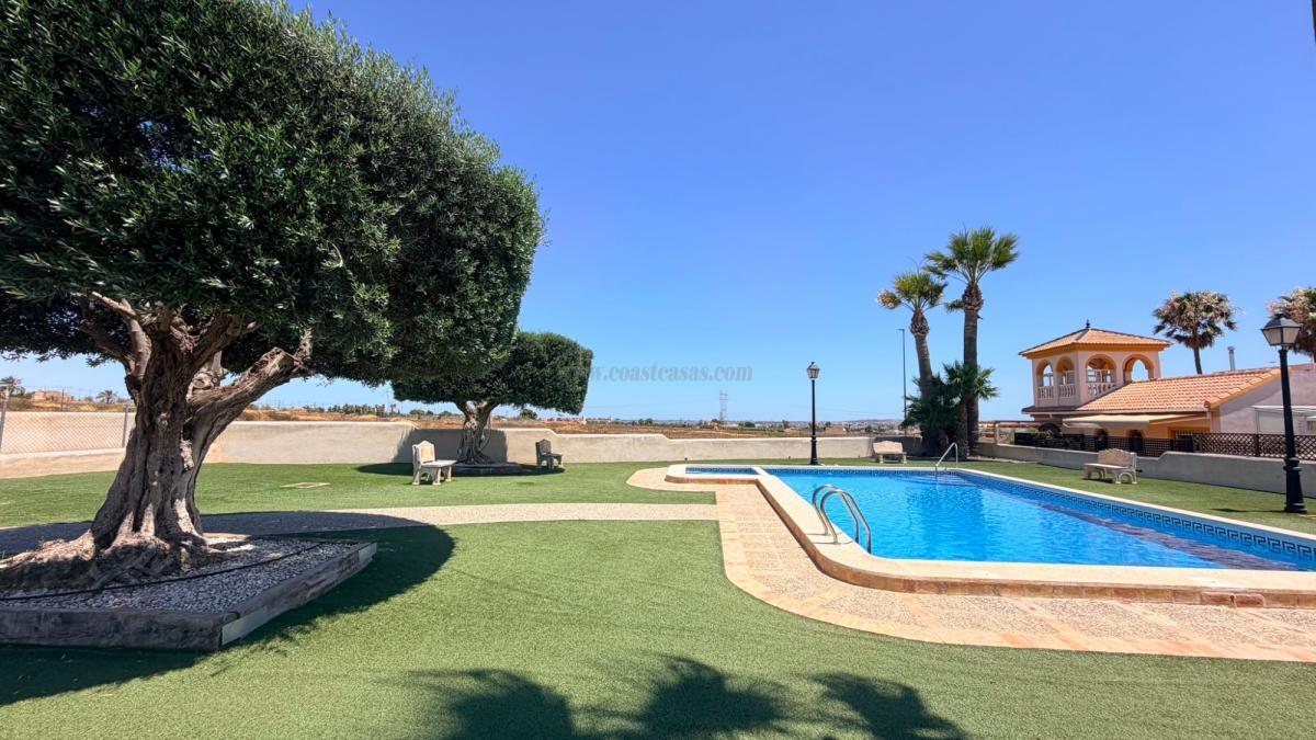 Venta de  en Los Montesinos