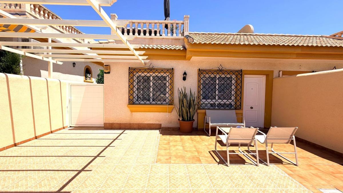 Venta de  en Los Montesinos