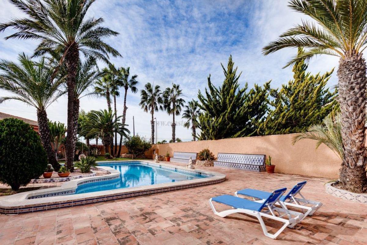 Venta de villa en Torrevieja
