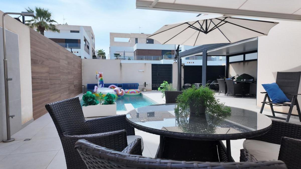 Venta de casas en Benijofar