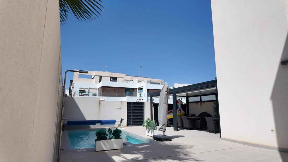 Venta de casas en Benijofar