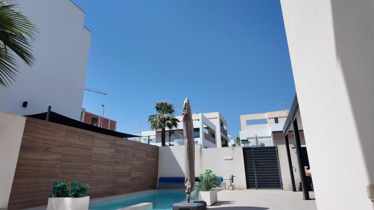 Venta de casas en Benijofar