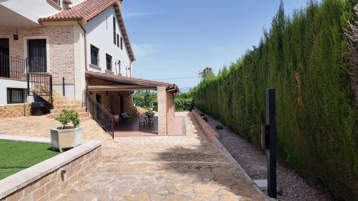 Venta de casas en Catral