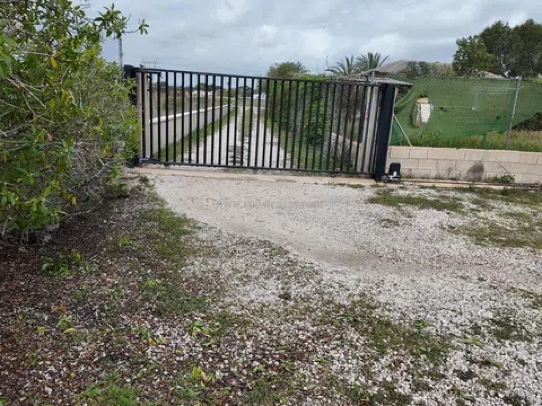 Venta de villa en Elche-Elx