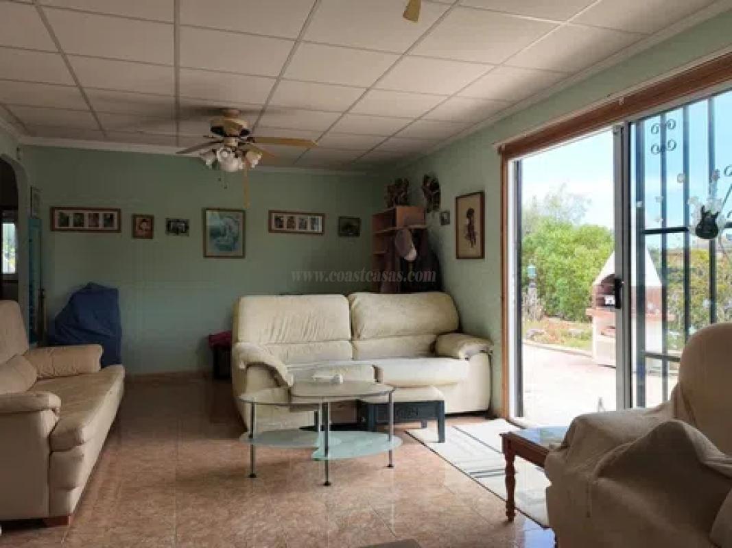 Venta de villa en Elche-Elx