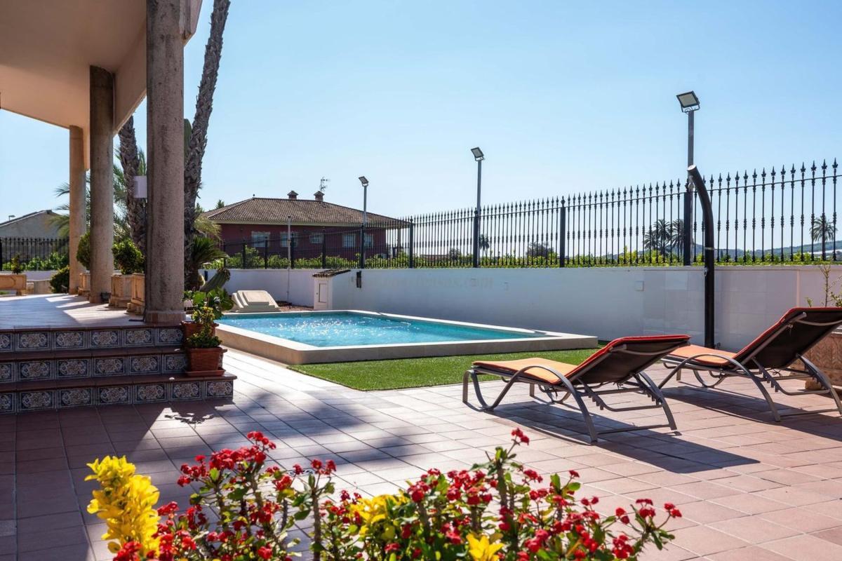 Venta de villa en Bigastro