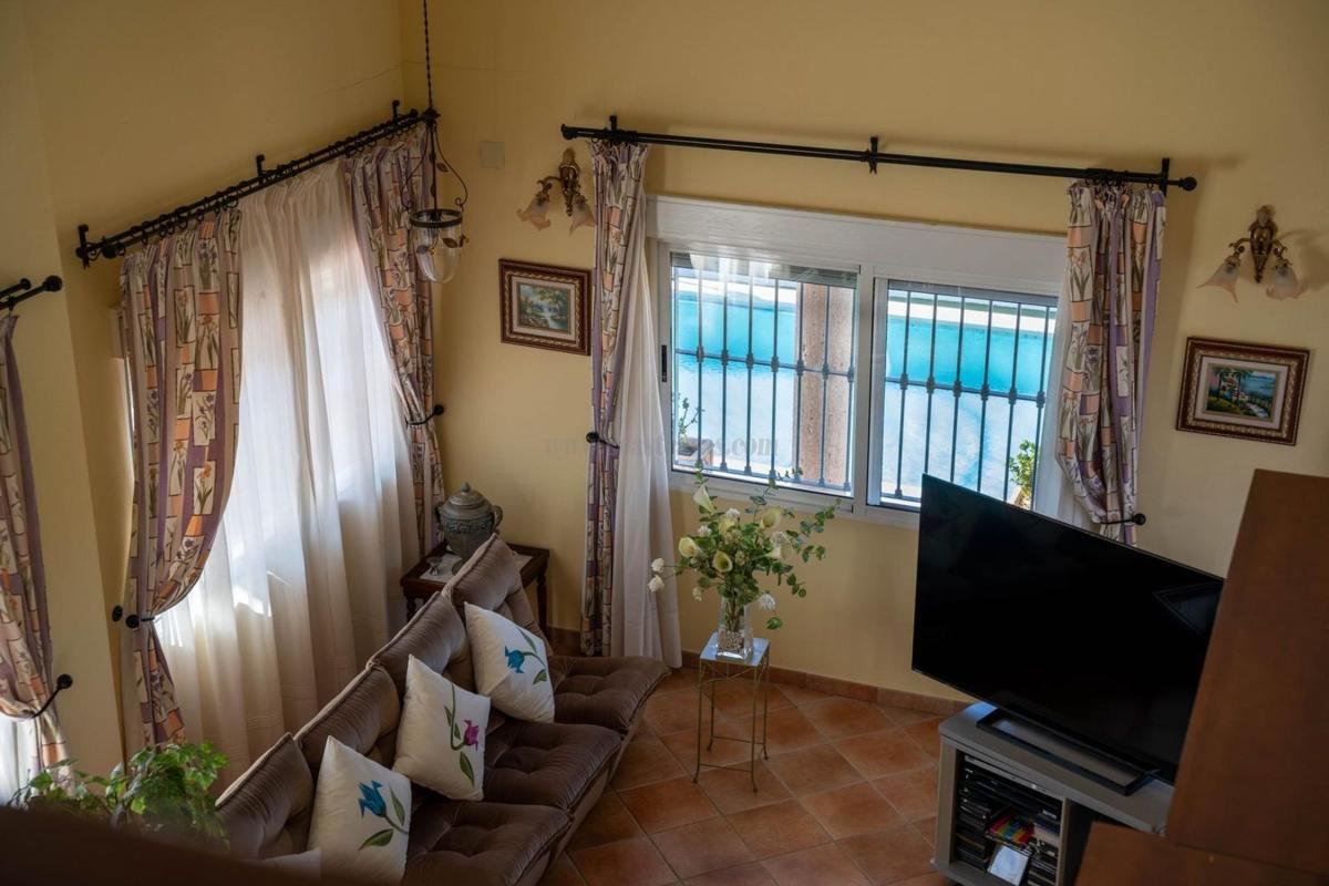 Venta de villa en Bigastro