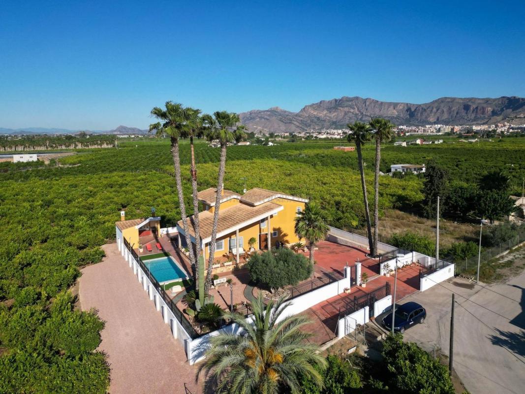 Venta de villa en Bigastro