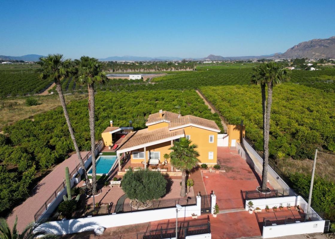 Venta de villa en Bigastro