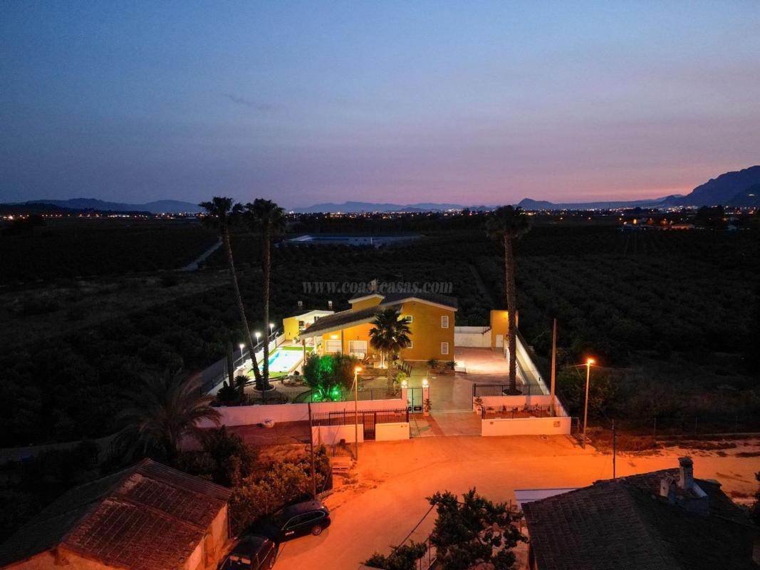 Venta de villa en Bigastro