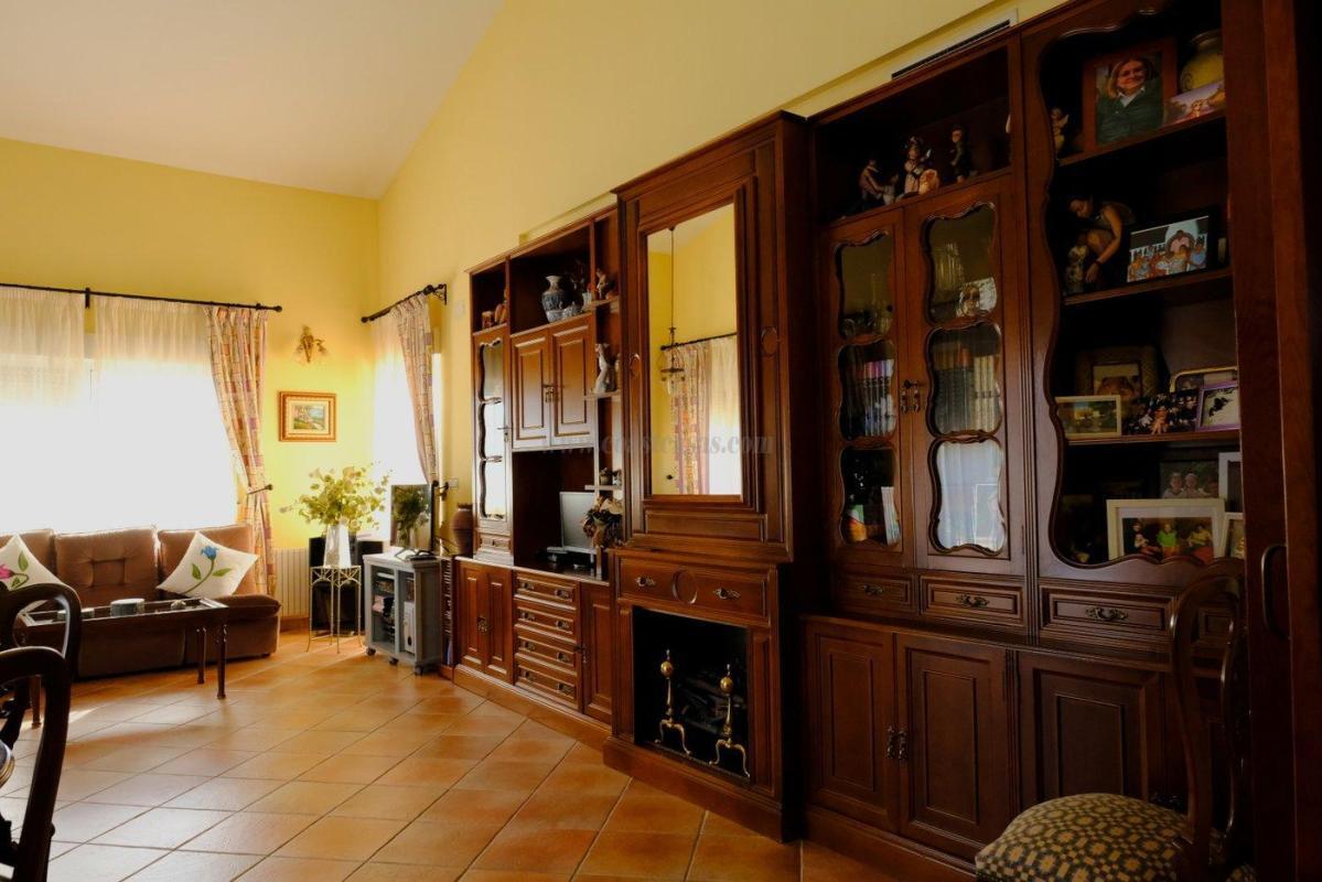 Venta de villa en Orihuela