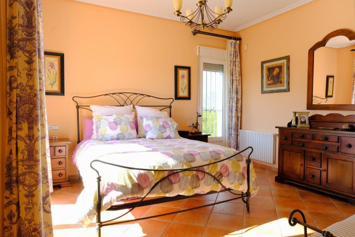 Venta de villa en Orihuela